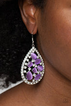 Load image into Gallery viewer, Cats Eye Class - Purple earrings
