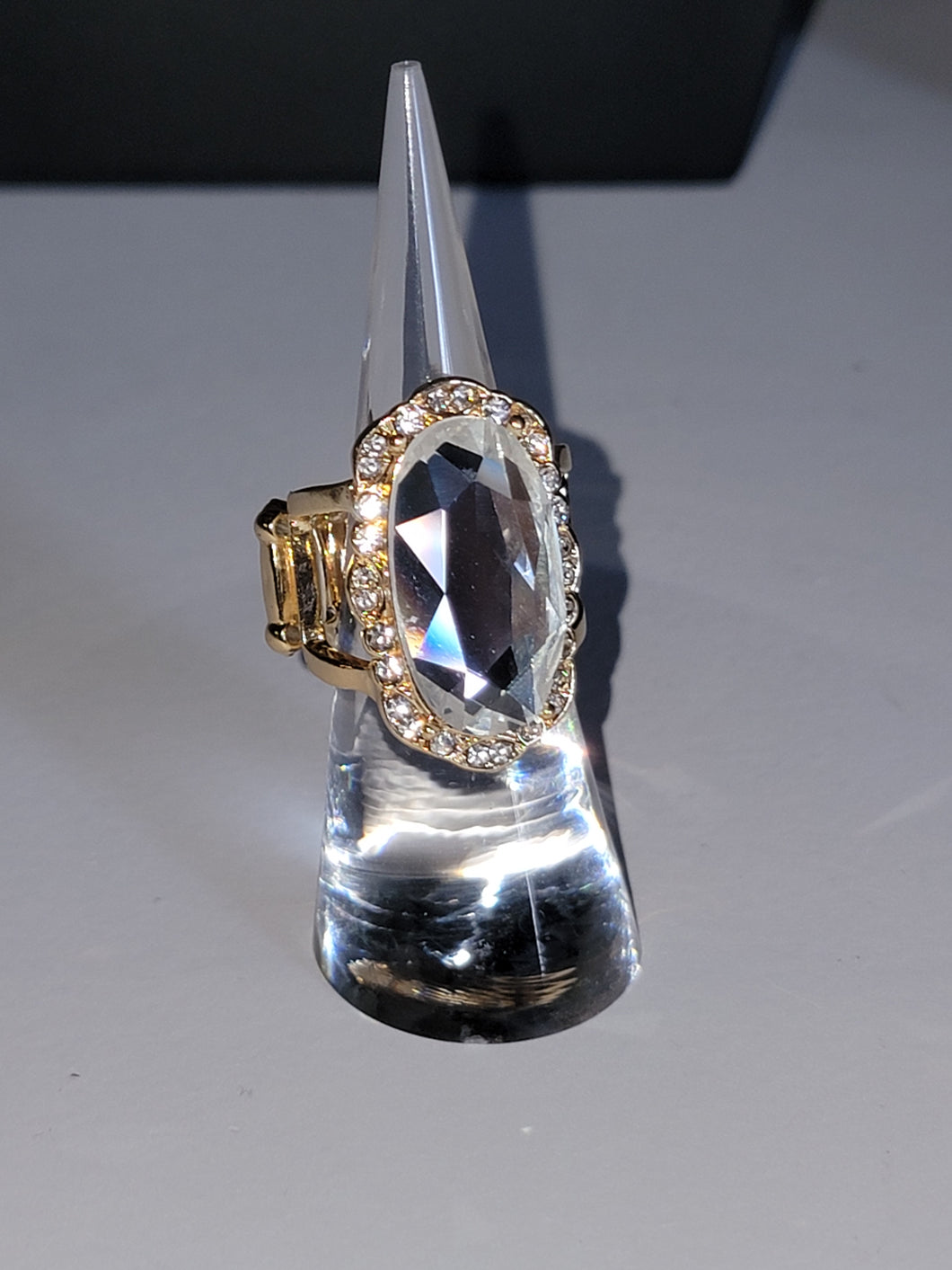 Bling to Heel Gold Life of the Party Ring