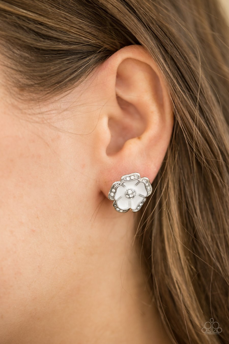 Hibiscus Springs - White ♥ Post Earrings