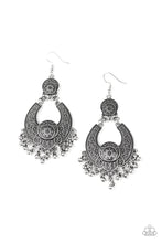 Load image into Gallery viewer, Sunny Chimes - Silver

Earrings
