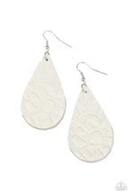 Load image into Gallery viewer, Beach Garden - White Earrings
