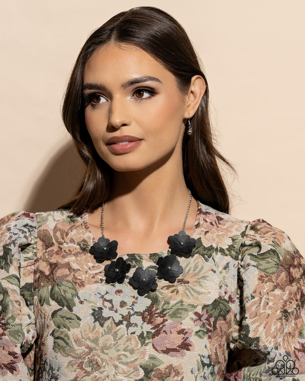 Balance of FLOWER - Black F11