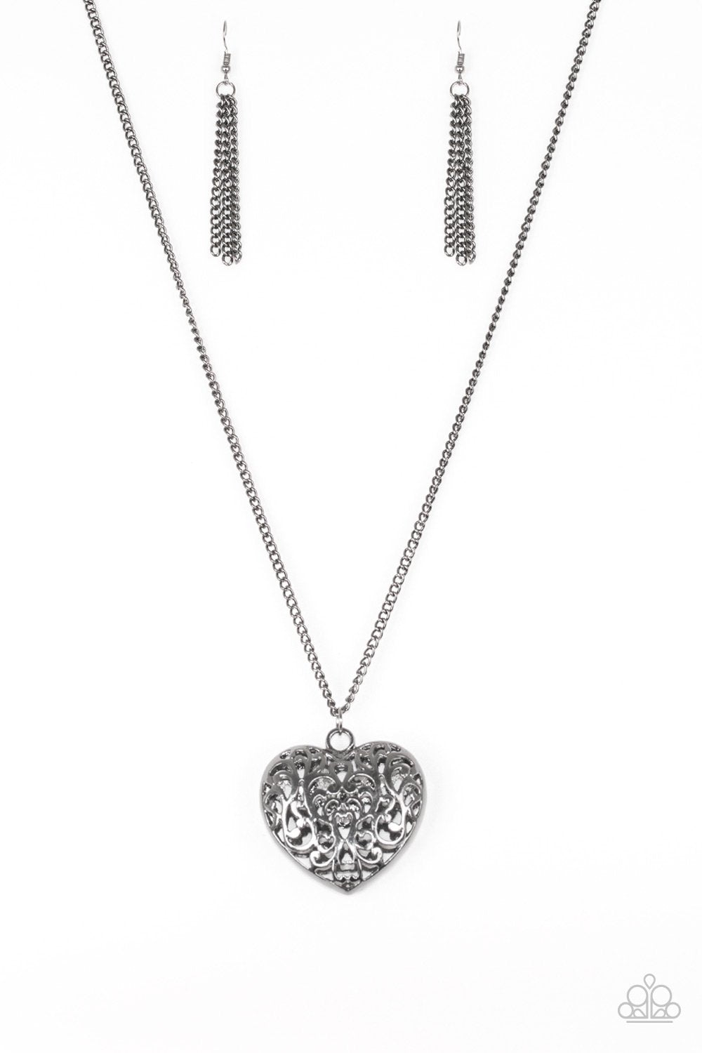 VICTORIAN VIRTUE - BLACK GUNMETAL FILIGREE HEART PENDANT NECKLACE